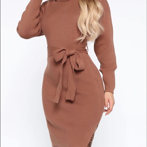 Dress - Picture 4 of 4